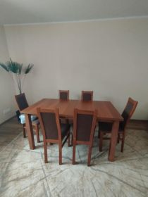 Sprzedam stół i krzesła