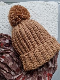 Czapki na zimę ręcznie zrobione.