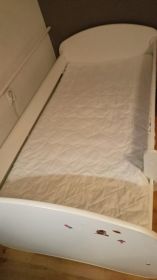 Łóżko 160x80 z materacem