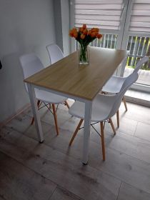 Stół z 4 krzesłami do salonu kuchni jadalni