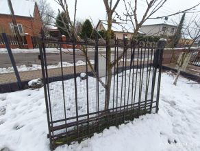 Sprzedam płot betonowy, bramę z furtką, siatkę...