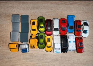 Samochodziki resoraki