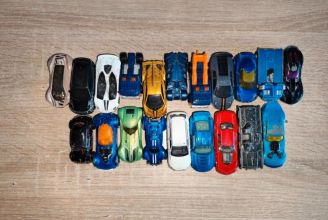 Samochodziki resoraki