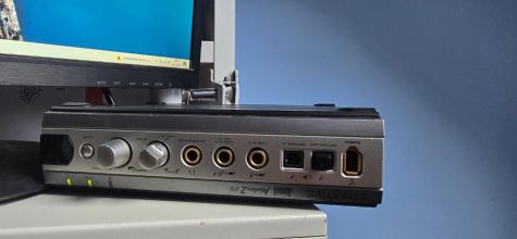 Sprzedam komputer + monitor iiyama X2283HSU w pełni...