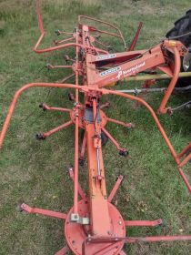 Przetrzasarka przegrabiarka