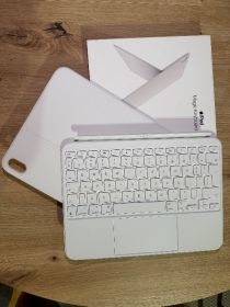 TabletiPad 11” (2025) + Magic Keyboard Folio + Apple...