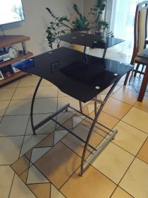 Sprzedam stolik pod komputer / monitor