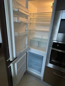 Lodówka pod zabudowę Electrolux