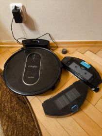 Sprzedam robota sprzątającego cecotek conga 1290