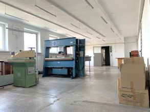 Budynek na wynajem w Centrum Poddębic