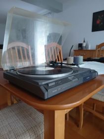 Gramofon Uher PS 926 model 26