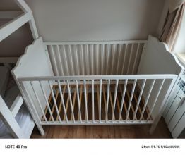 Łóżeczko dziecięce