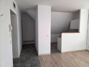 Mieszkanie dwa pokoje salon kuchnia garaz dwie piwnice