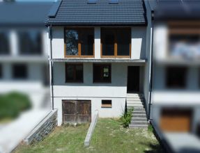 Segment w ścianie lasu tuż przy granicy m. Turku!