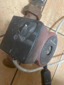 Pompka do pieca Grundfos