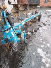 Sprzedam pług 5 skibowy obrotowy overum
