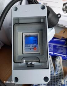 Mobilny licznik prądu