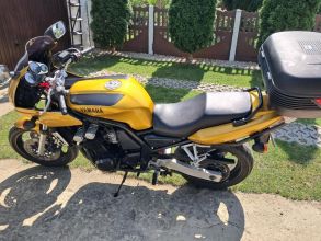 Yamaha FZS600