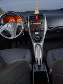Sprzedam Toyotę Auris 2009