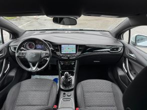 Opel Astra 1.4 BENZYNA Klimatronik Nawigacja Kamera Ledy...