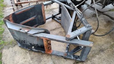 Chwytak Do Bel Balotów Dwa Siłowniki Mocowanie Euro