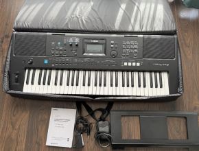 Zestaw Keyboard YAMAHA PSR-E473 w bardzo dobrym stanie