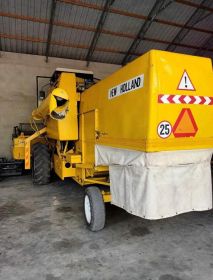 Sprzedam kombajn New Holland M133