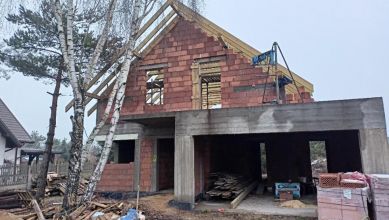 Budowa domów i innych obiektów, docieplenia.