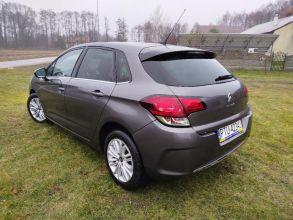Citroen C4 rok 2016 poj 12 benzyna