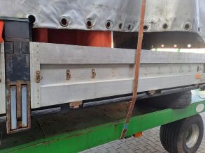 Sprzedam zabudowę samochodową