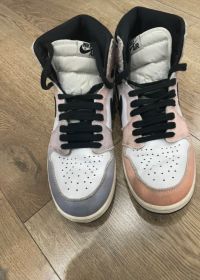 Air Jordan 1 Retro High OG Skyline