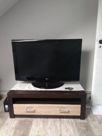 Telewizor + komoda