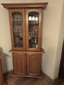 Meble do jadalni salonu