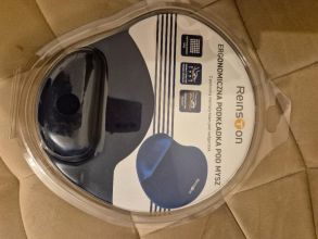 Sluchawki, myszka, podkladka