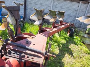 Plug obrotowy 4 skibowy obrotowy