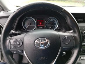 Toyota Auris 1.8 hybrid+LPG automat