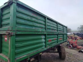 Burty, boki, nadstawki do przyczepy d47, d46