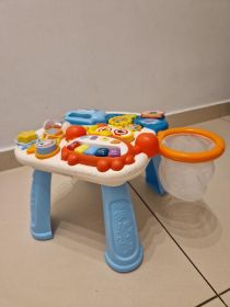 Pchacz i stoliczek edukacyjny w jednym 2w1