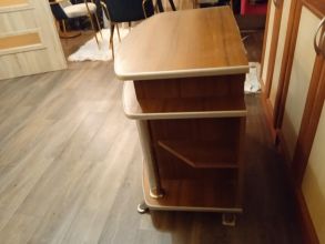 Sprzedam stolik pod telewizor stan...