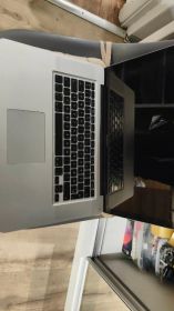 Apple MAcBook Pro EMC 2324