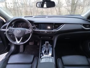Opel Insignia 2,0 diesel, tylko 80 tys. przebiegu