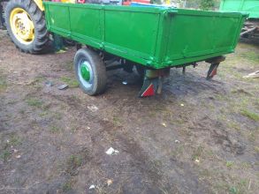 Przyczepka wywrotka jednoosiowa