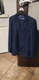 Sprzedam sukienkę komunijną oraz garnitur komunijny !