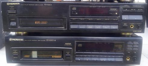 Amplituner Pioneer - na części lub naprawy. CD na 6 płyt