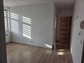 Mieszkanie Żeromskiego 8 z garażem i piwnicami