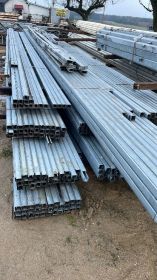 Wiaty rolnicze pod bydło maszyny traktory