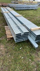 Wiaty rolnicze pod bydło maszyny traktory