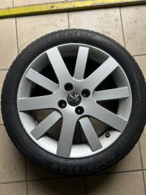 Sprzedam komplet kół felg peugeot 4x108 17 cali