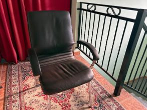 Krzesło biurowe skórzane