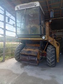 Sprzedam kombajn Bizon super z056